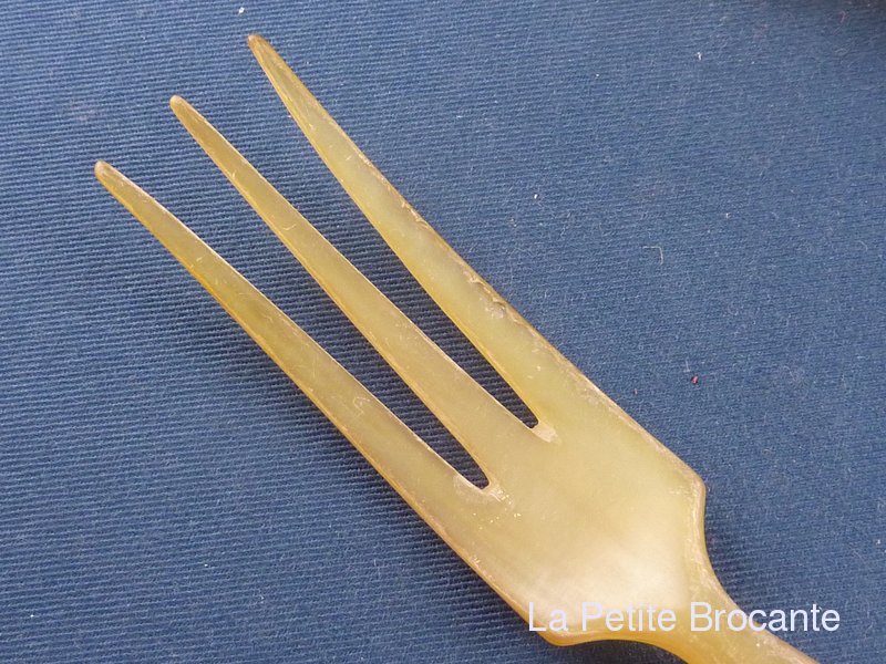 Couvert à Salade En Acier Inoxydable Avec Manche En Corne - Longueur 26 Cm - Style Art Nouveau - Occasion