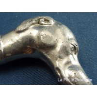 ancien_manche_dombrelle_tte_de_lvrier_en_mtal_5