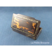ancienne_tabatire_en_corne_et_caille_6