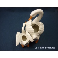 bouquetire_en_biscuit_allemand_cygne_et_son_petit_6