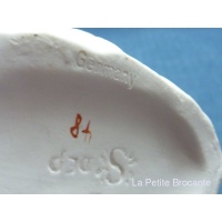 bouquetire_en_biscuit_allemand_cygne_et_son_petit_9
