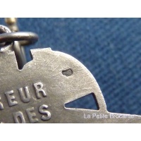écrou de té de fourche supérieur Triumph 500 et 650 à partir de 1969 +T150